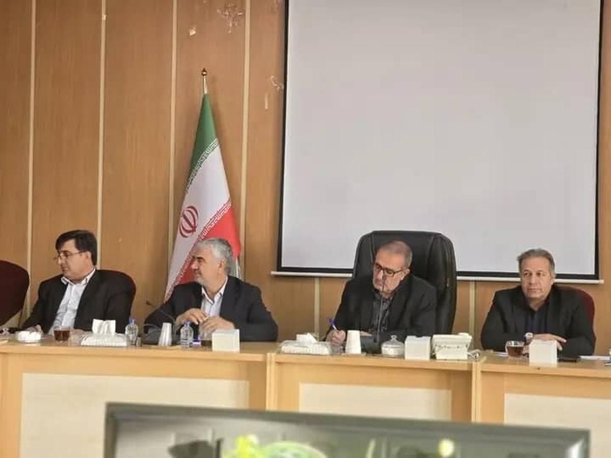 استاندار:همدلی و همکاری؛ راه حل چالش‌های استان