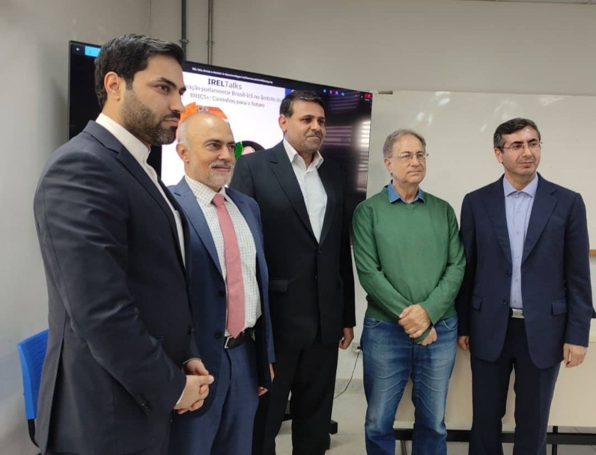 نماینده مجلس: بریکس می‌تواند سیاست‌های مالی خود را بر اساس منافع جمعی تنظیم کند