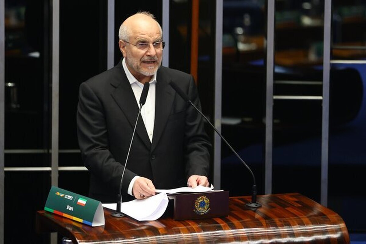 قالیباف: آمریکا در تلاش است حق ایران برای غنی‌سازی را انکار کند