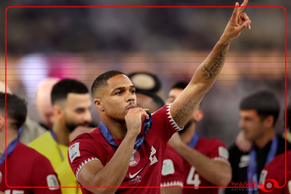 گل اول قطر توسط پدرو میگل در دقیقه 41