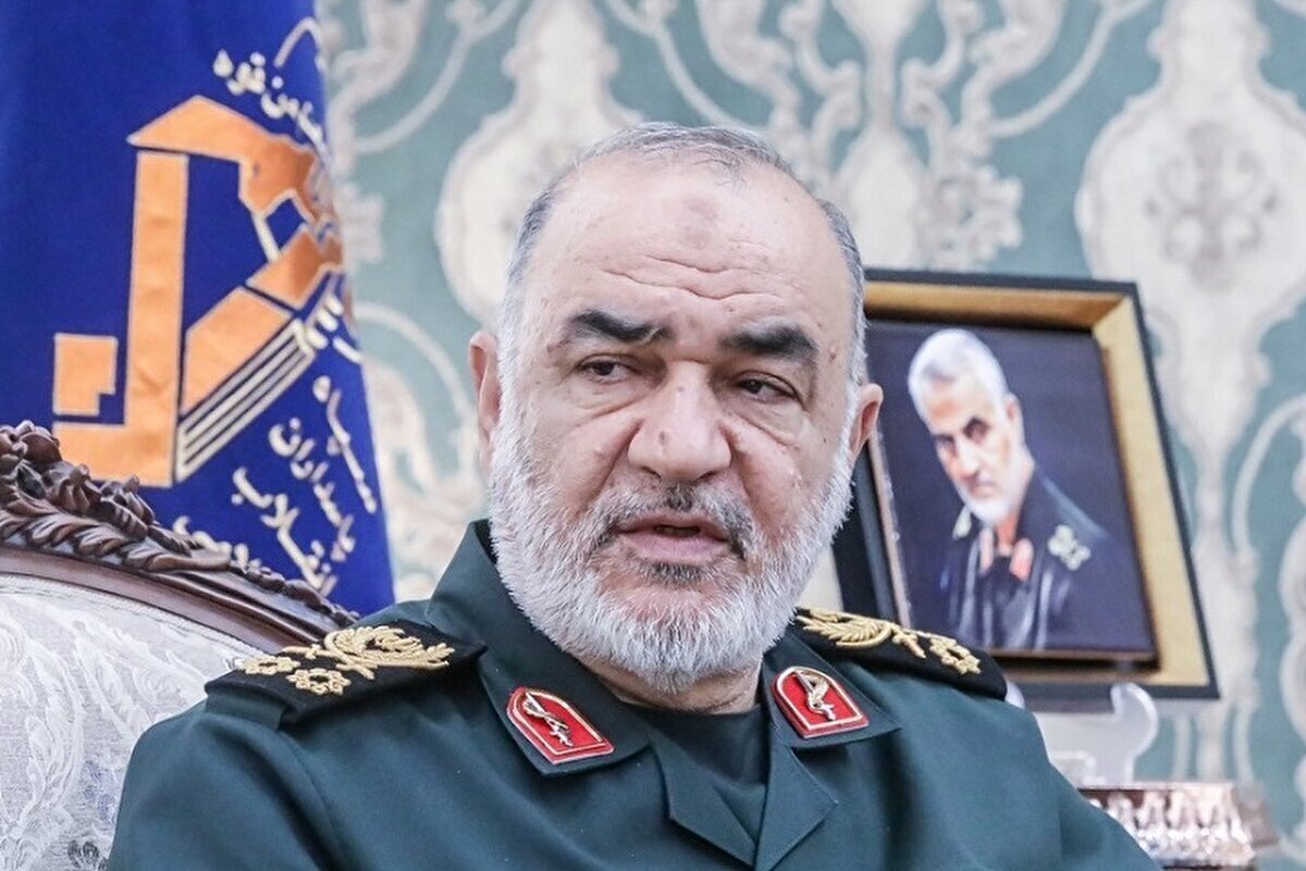 پیام تسلیت فرمانده کل سپاه در پی در گذشت والده حاج صادق آهنگران