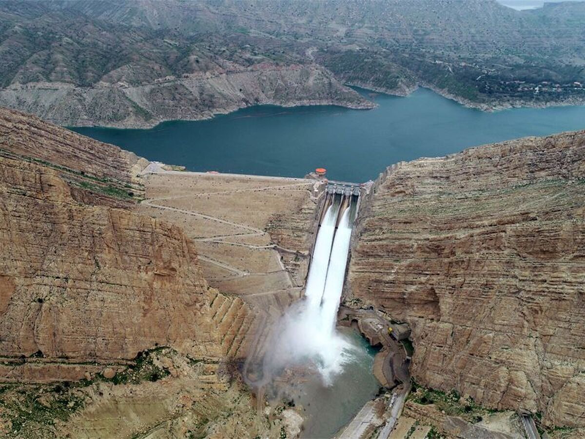 رها سازی آب سد مارون برای تامین اراضی کشاورزی شادگان