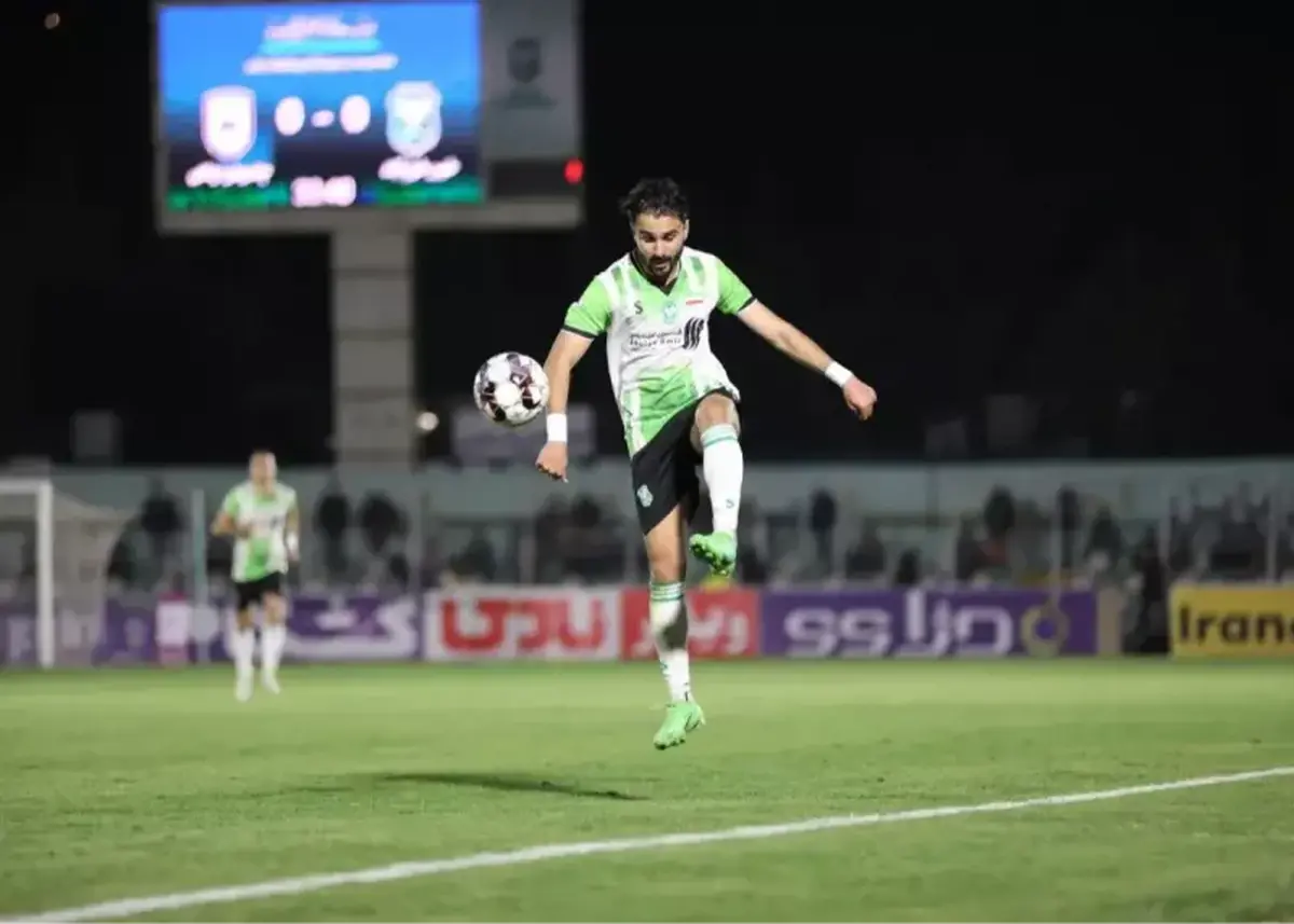 هافبک خیبری‌ها دو ساله تمدید کرد