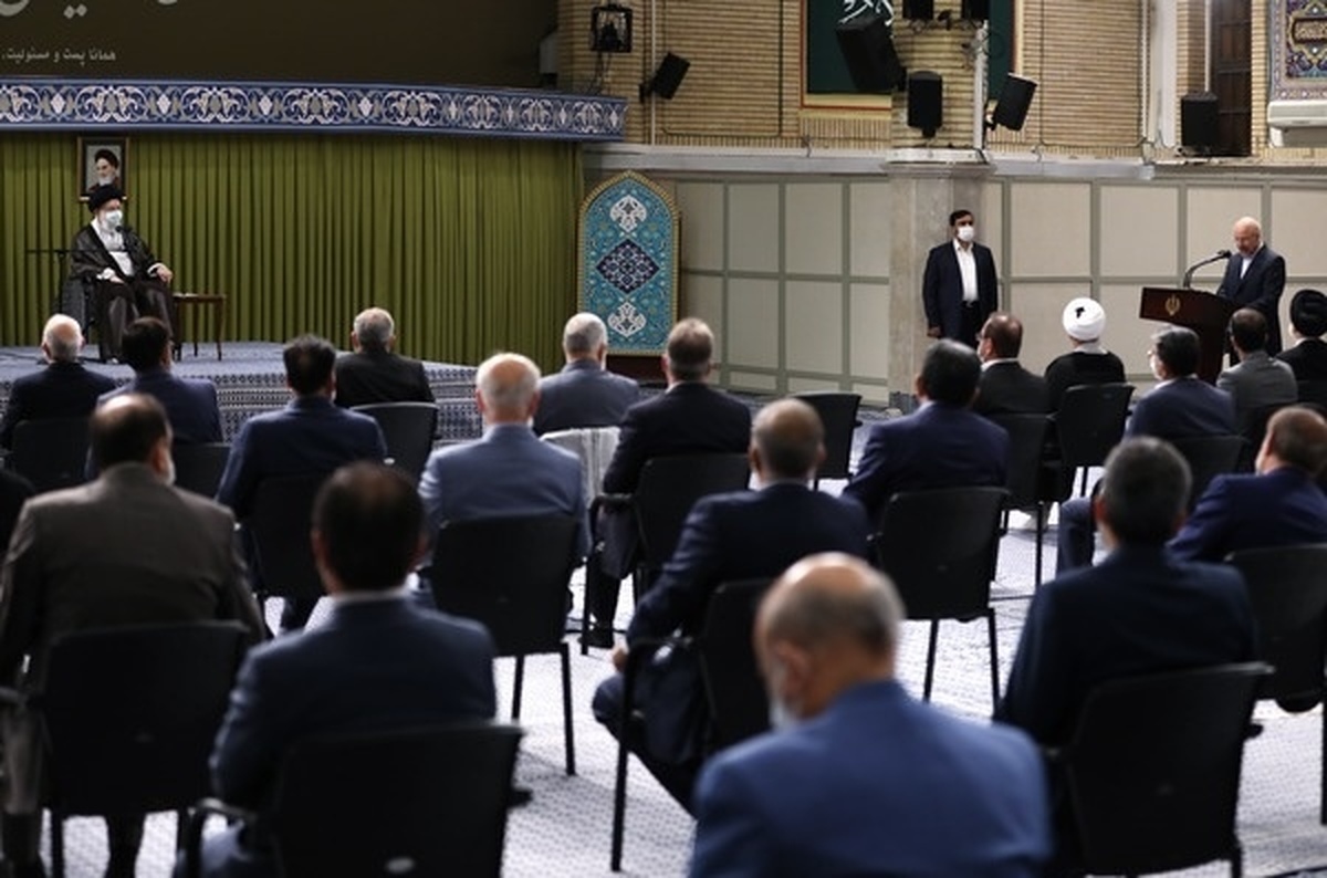 دیدار نمایندگان مجلس با رهبر انقلاب