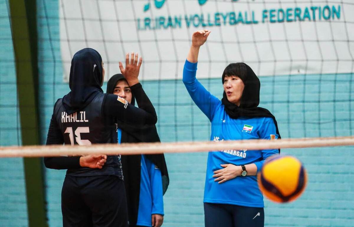 سرمربی تیم ملی والیبال بانوان: باخت به قزاقستان اشکالی ندارد