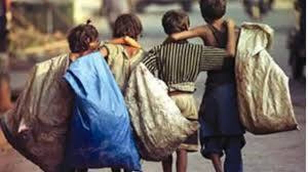 ۷۲ درصد کودکان کار با خانواده زندگی می‌کنند