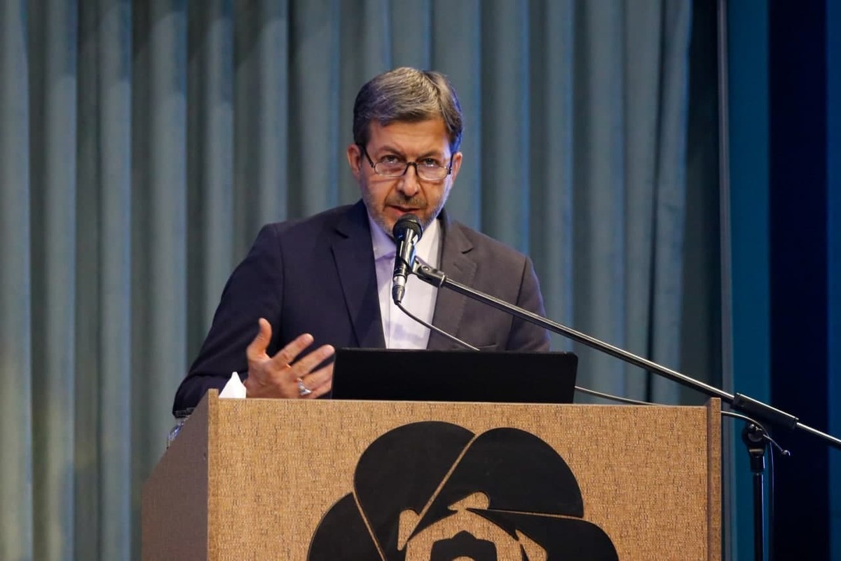 استاندار اصفهان پیشنهاد داد: طرح ایجاد مراکز سیار اهدای خون در اصفهان با استفاده از زیرساخت‌های آتش‌نشانی