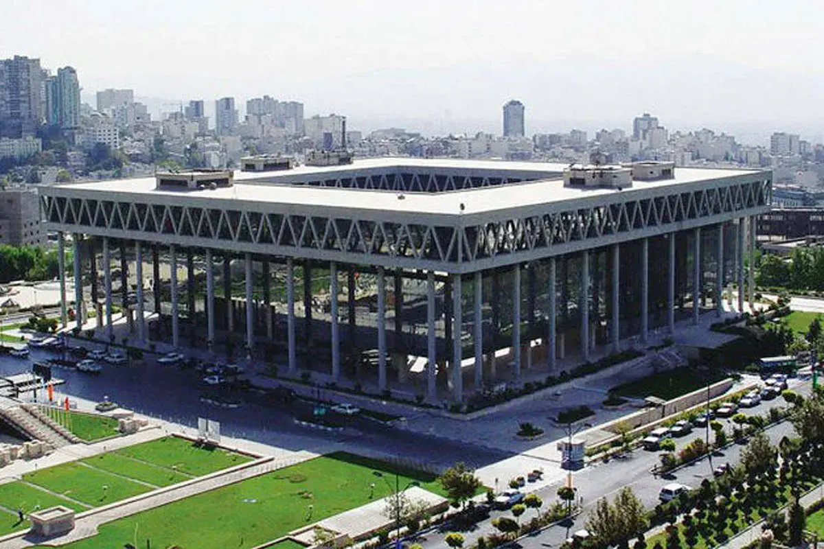 فراکسیون زنان و خانواده مجلس: از هر اقدامی که منجر به تقویت رسانه ملی شود، حمایت ویژه می کنیم