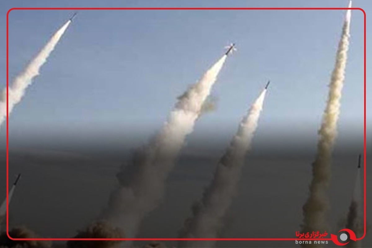 لحظه شلیک موشک‌های سپاه در حمله به قرارگاه فرماندهی و اطلاعات ارتش اسرائیل