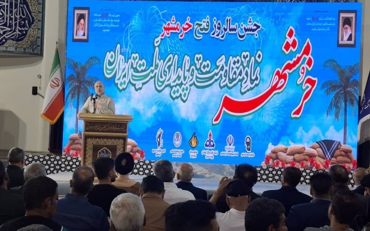 محمد باقر قالیباف: به عنوان یک مسوول از مردم خطه اروند عذرخواهی می‌کنم / امروز نیازمند عقلانیت خلاقیت و برنامه‌ریزی و انسجام ملی هستیم / رونق آبادان و خرمشهر در برنامه توسعه هفتم دیده شده است