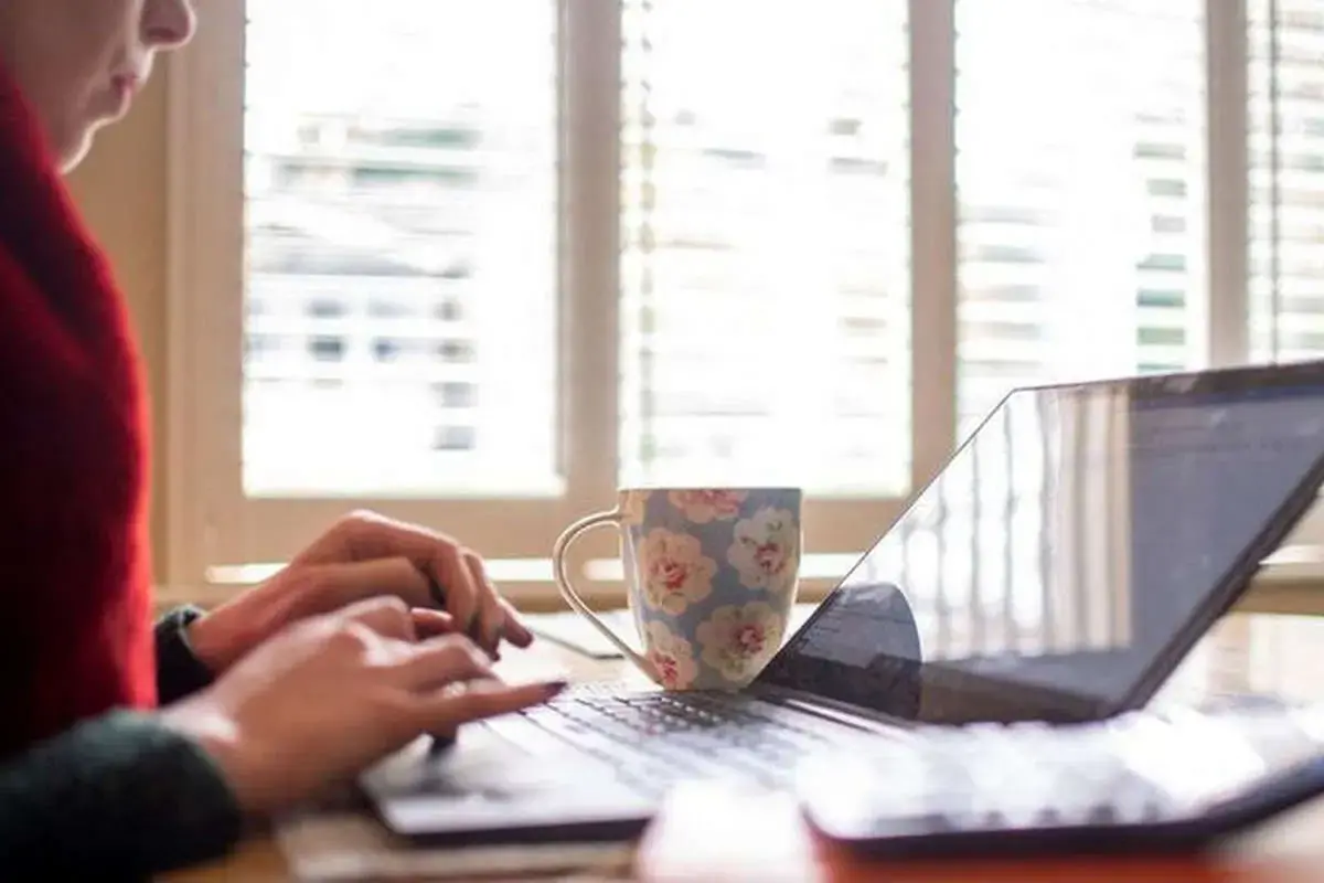 اختیار دورکاری کارمندان به استانداران واگذار شد