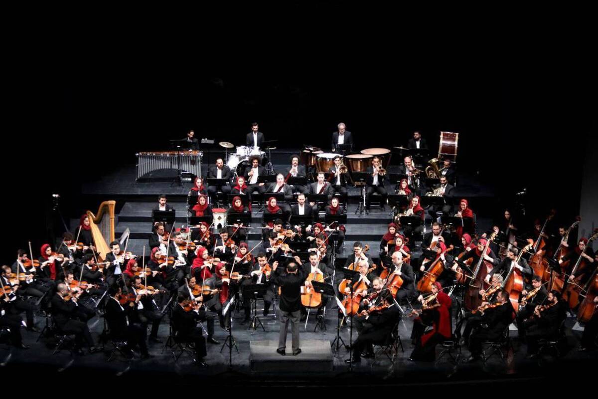 «فلک الافلاک» به تالار وحدت رسید