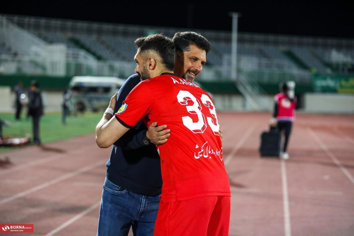 ستاره قرمزها غزل جدایی خواند! + فیلم