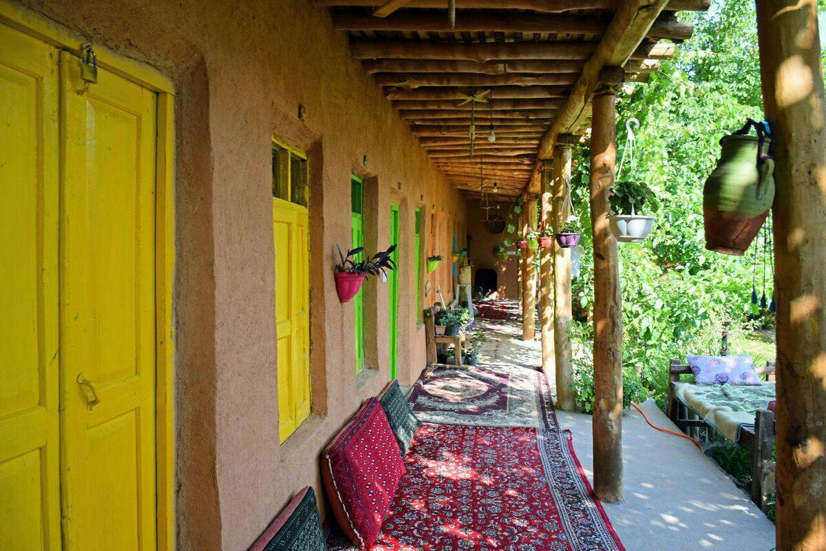 صدور پروانه انجمن حرفه‌ای اقامتگاه‌های بوم‌گردی در خراسان شمالی؛ گامی نو برای توسعه گردشگری پایدار