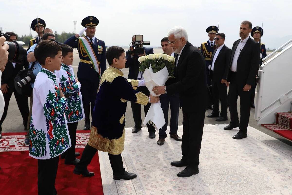 عارف وارد دوشنبه شد