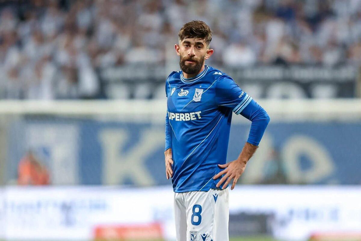 گزینه نقل انتقالات پرسپولیس زیر تیغ جراحی +عکس