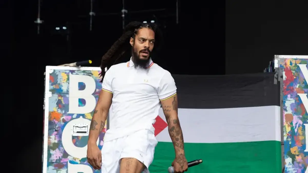 جنجال سردادن شعار «مرگ بر اسرائیل» رپر انگلیسی پایان ندارد/ لغو ویزای امریکا باب ویلان!