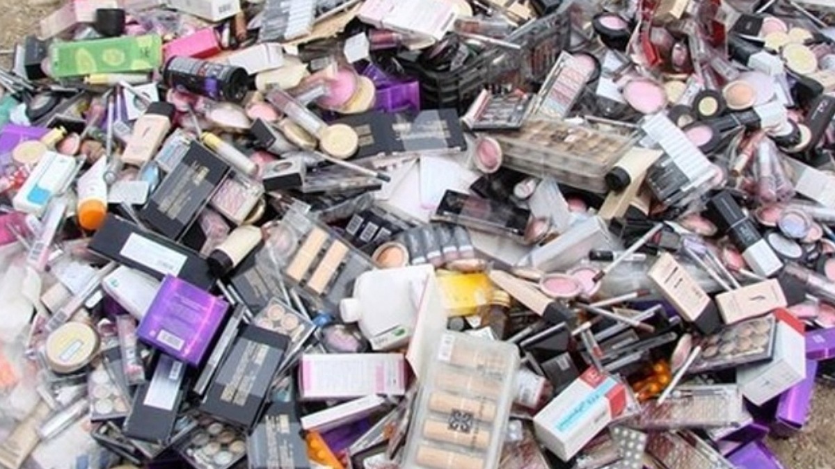 کشف لوازم آرایشی قاچاق در گمرک مرزی ارومیه