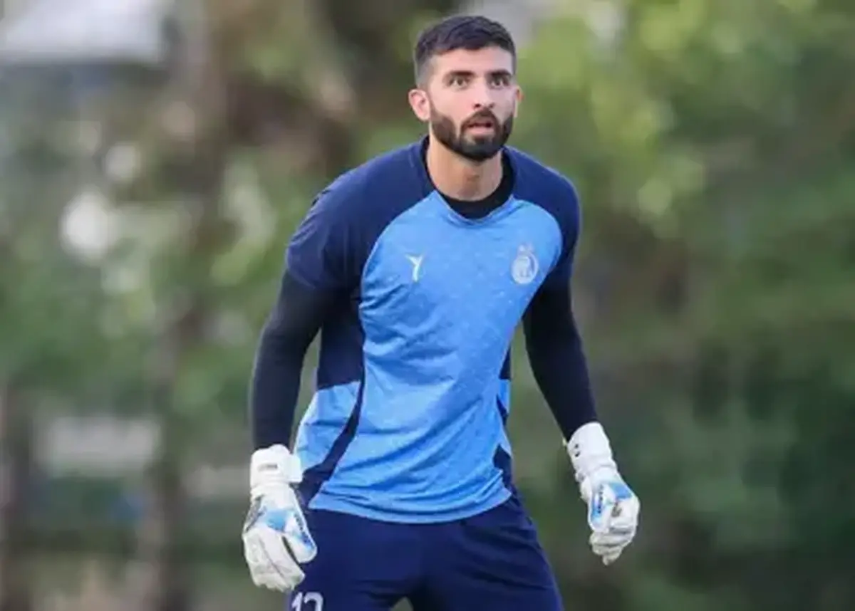 رسمی؛ دروازه‌بان استقلال از جمع آبی‌ها جدا شد + عکس