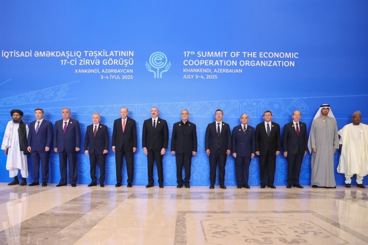 طباطبایی: بی‌تکلفی ‎رئیس جمهور در مناسبات دیپلماتیک ربطی به ناآشنایی با پروتکل‌ها ندارد