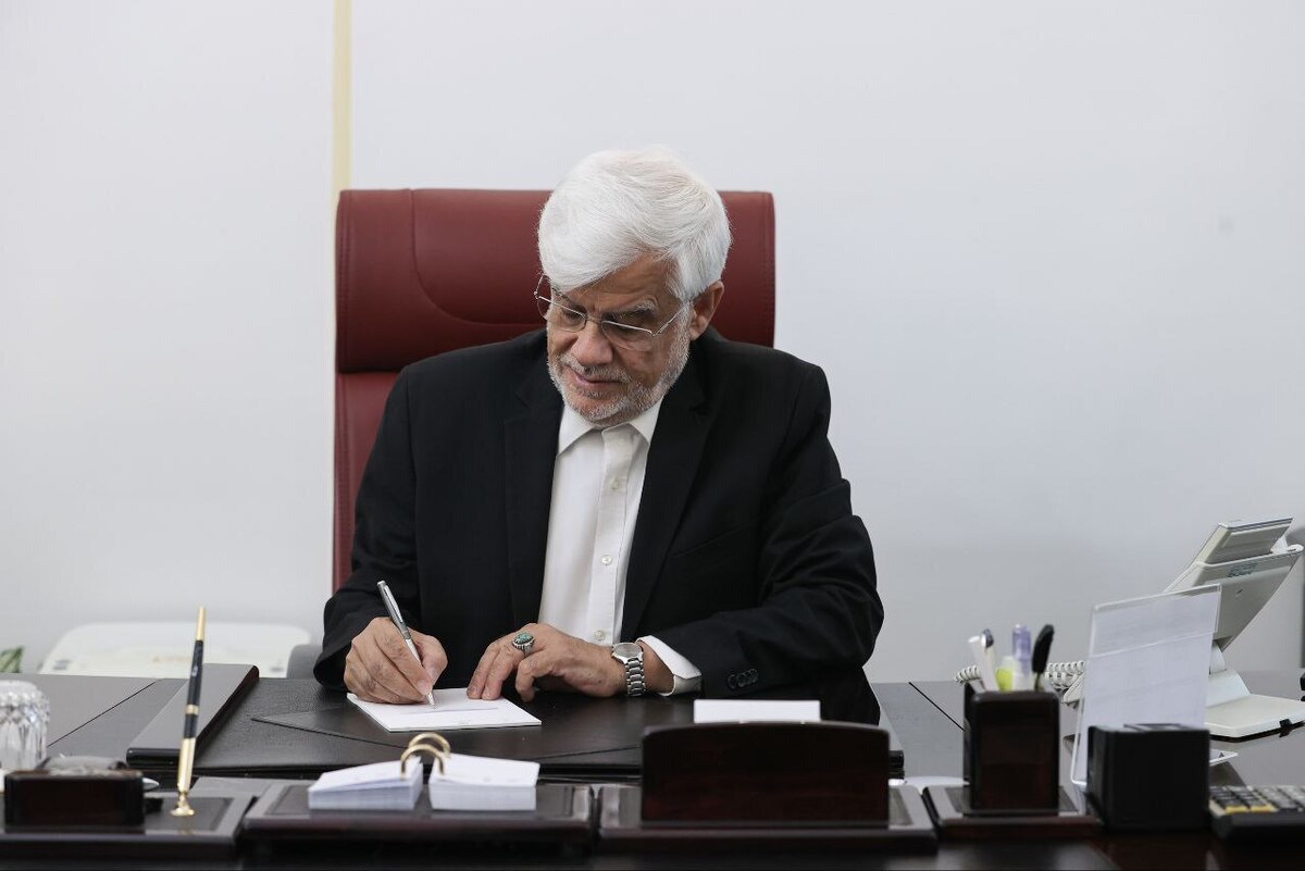 عارف: برای ایران ،ملت اجازه نخواهد داد خواب شوم بدخواهان ایران تعبیر شود