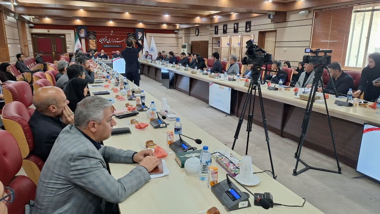 75 مصوبه ملی و استانی دستاورد اتاق بازرگانی قزوین در دو سال گذشته است 75 مصوبه ملی و استانی دستاورد اتاق بازرگانی قزوین در دو سال گذشته است