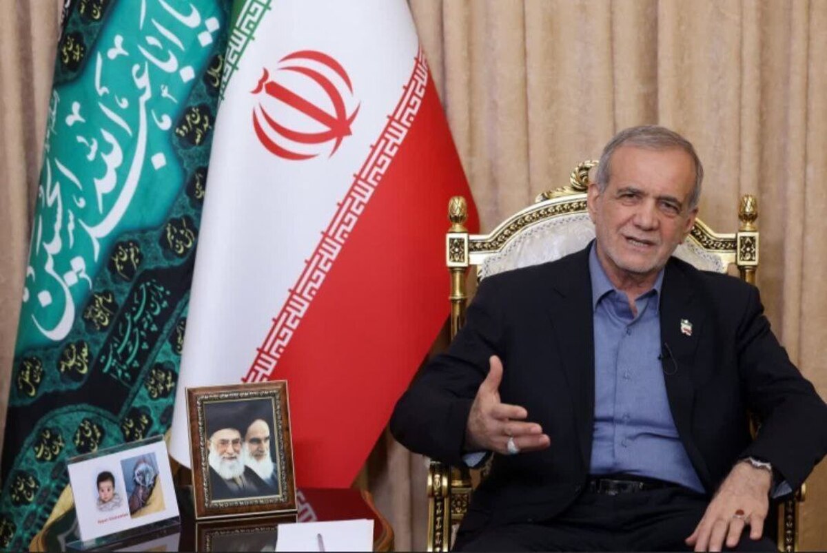 مصاحبه رئیس‌جمهور با تاکر کارلسون؛ بازسازی دیپلماسی عمومی ایران در دوره پسا‌جنگ