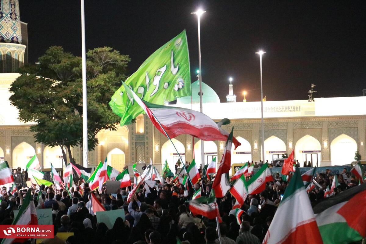 خروش مردم مشهد در محکومیت همدستی آمریکا با اسرائیل در حمله به ایران