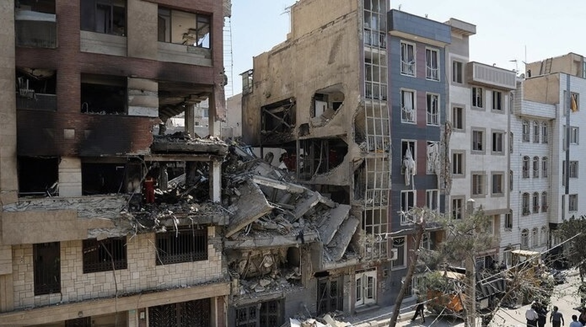 تاکید عضو شورای شهر تهران بر تسریع روند بازسازی ساختمان‌های آسیب دیده جنگ ۱۲ روزه