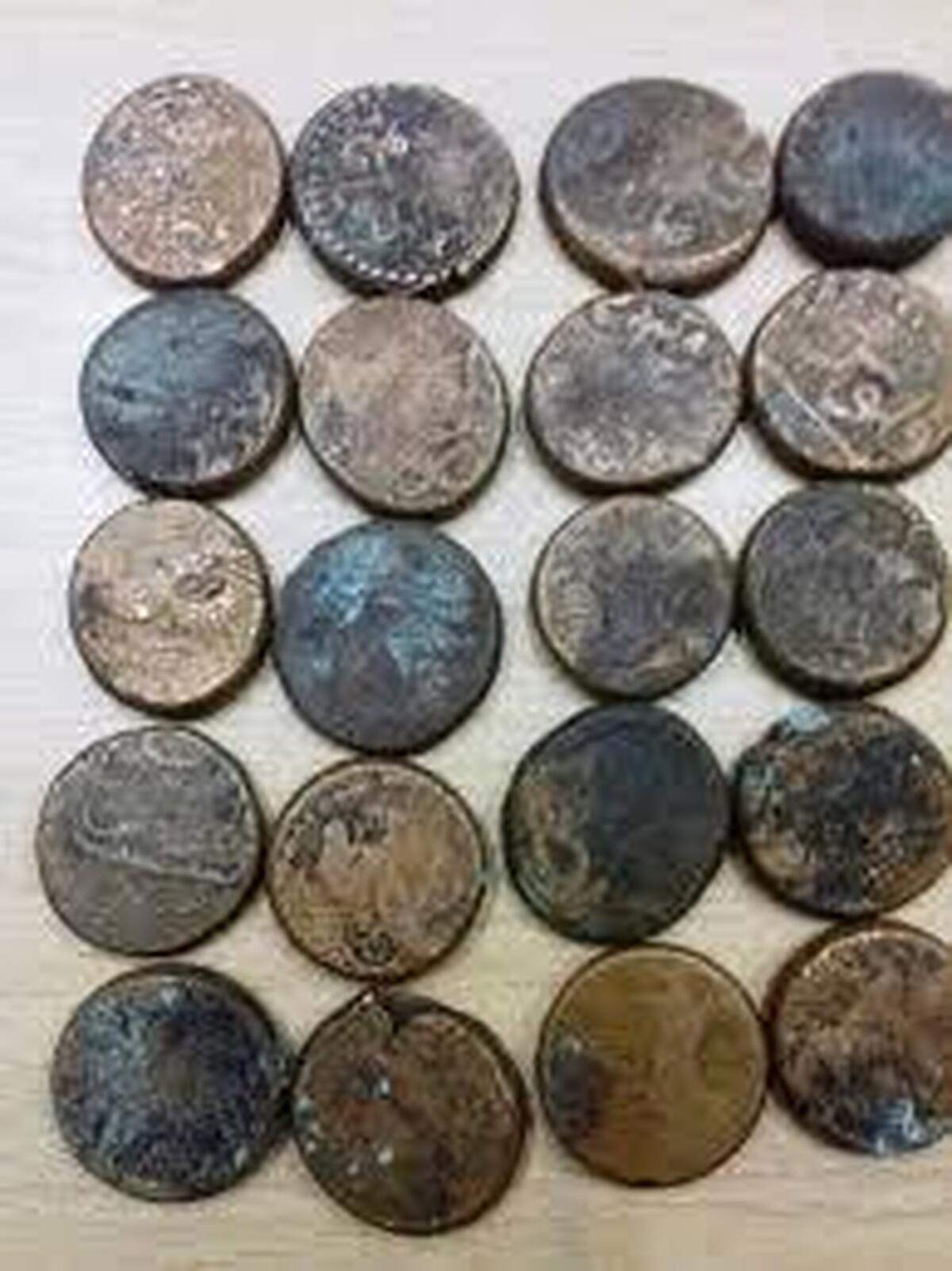 ‍ کشف سکه‌های تاریخی در آبدانان