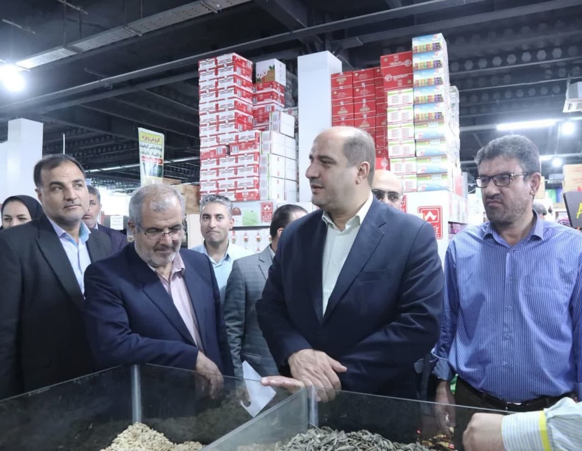 سرپرست معاونت اقتصادی استانداری قزوین از بازار شهر محمدیه بازدید کرد