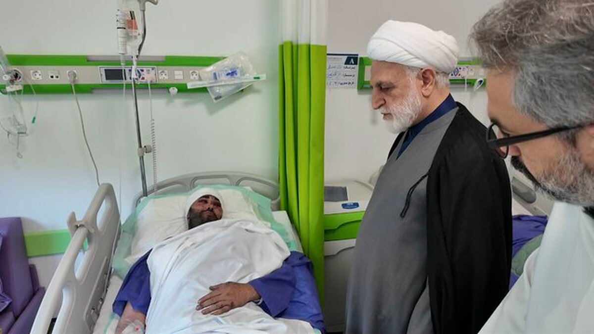 عیادت رئیس قوه قضاییه از مجروحین حمله اسراییل به زندان اوین