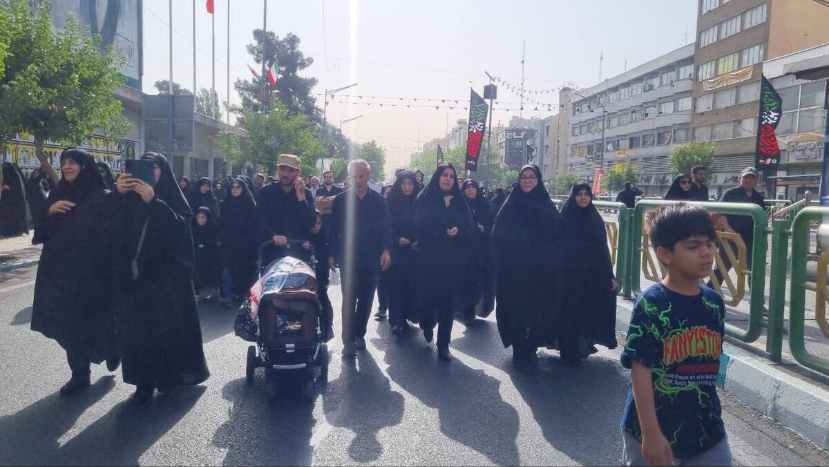 حضور جامعه ورزش بانوان در مراسم وداع با شهدای مظلوم حمله صهیونیستی