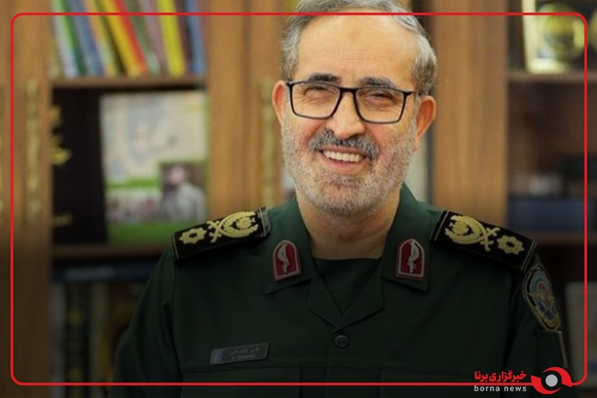 تشییع باشکوه و بیاد ماندنی سپهبد شهید حاج علی شادمانی در میدان امام خمینی همدان