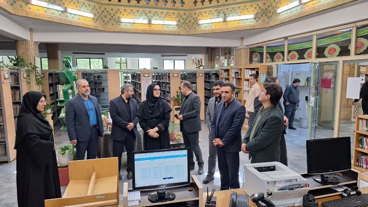 دبیرکل نهاد کتابخانه های عمومی از کتابخانه علامه رفیعی قزوین بازدید کرد 