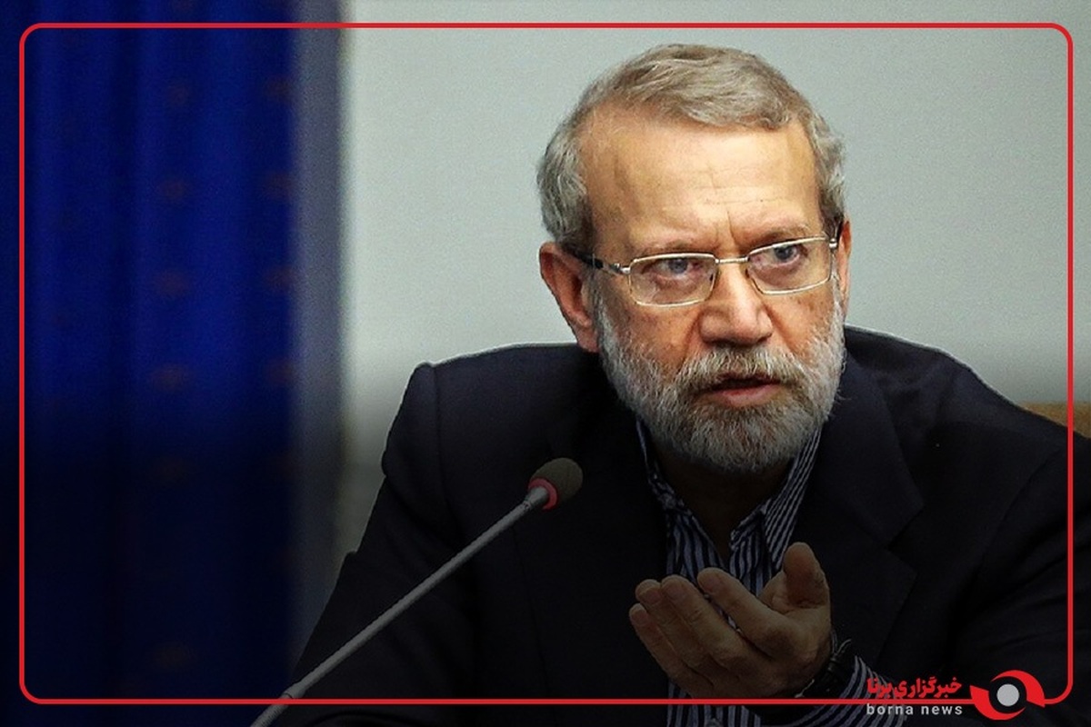 لاریجانی: روز اول جنگ صهیونیست‌ها با مسئولان سیاسی و امنیتی تماس گرفتند تا آن‌ها را تهدید کنند