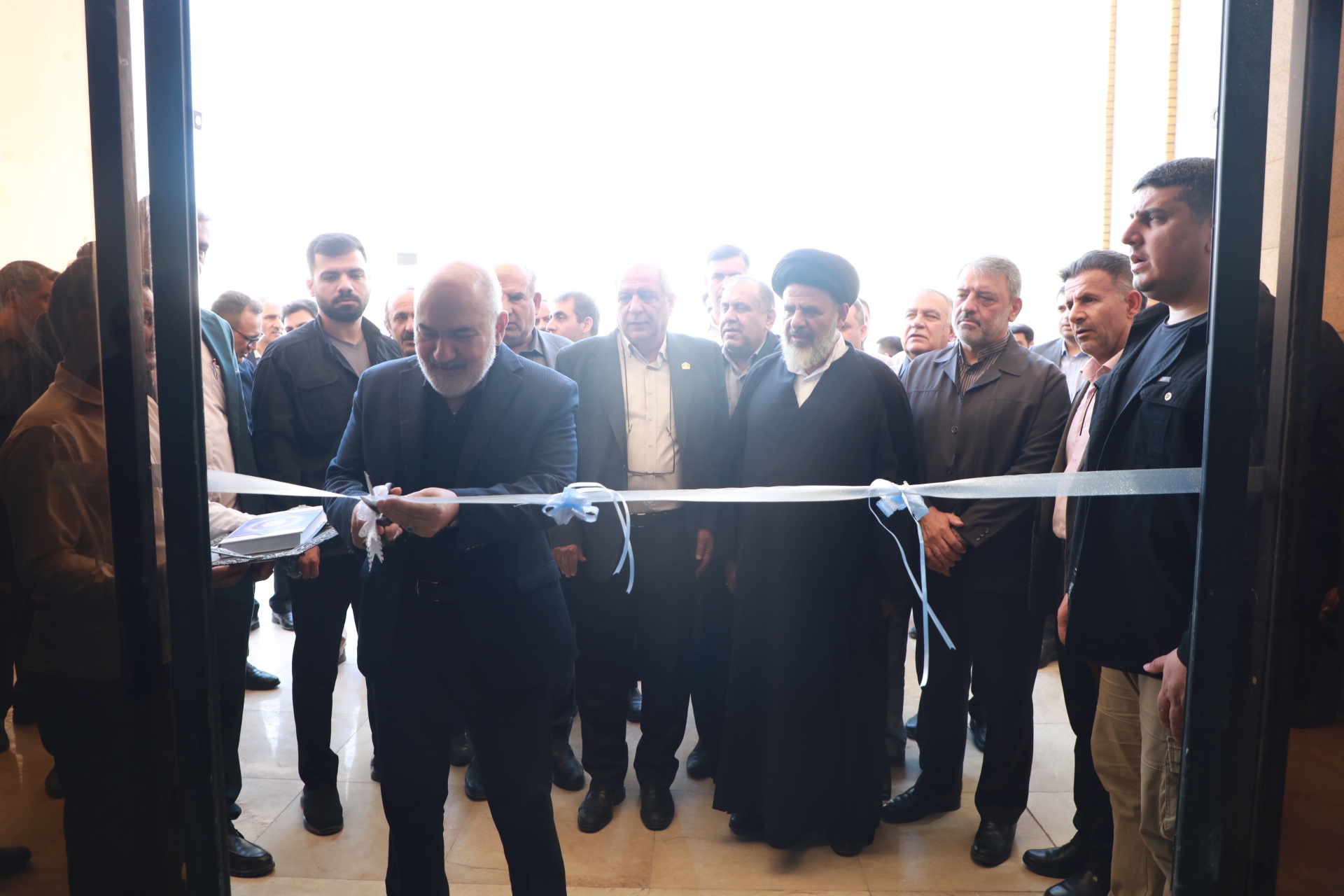 مرکز تحقیق های ملی حفاری و آزمایشگاه شیمی و پتروشیمی دانشگاه شهید چمران افتتاح شد