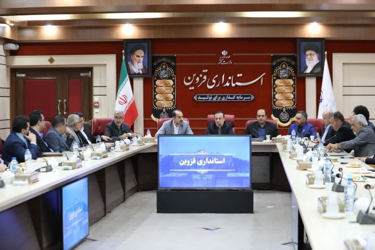 دیدار مدیرعامل انبارهای عمومی وخدمات گمرکی ایران با استاندار قزوین