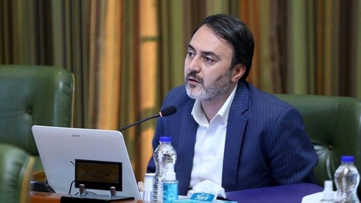 واکنش عضو شورای شهر تهران به بستن در سرویس بهداشتی بوستان ها/ سرانه مصرف آب در کشور بالا نیست به مردم دروغ نگویید