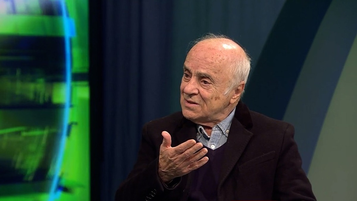 تصویری زیرخاکی و قدیمی از داریوش مصطفوی