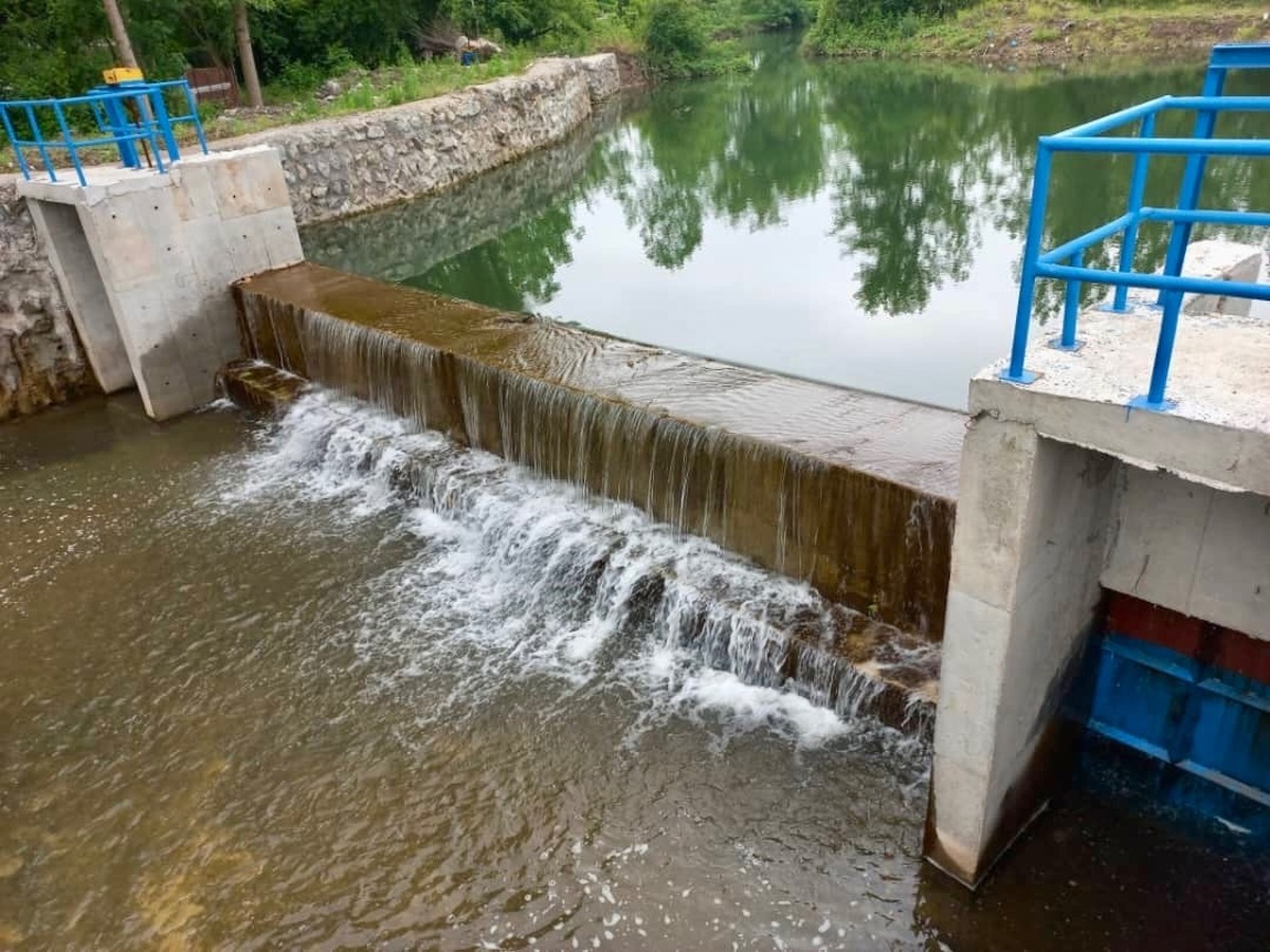 پروژه سردهنه و بند انحرافی کدوسرا بخش کوچصفهان شهرستان رشت به ارزش 4 میلیارد تومان به بهره برداری رسید