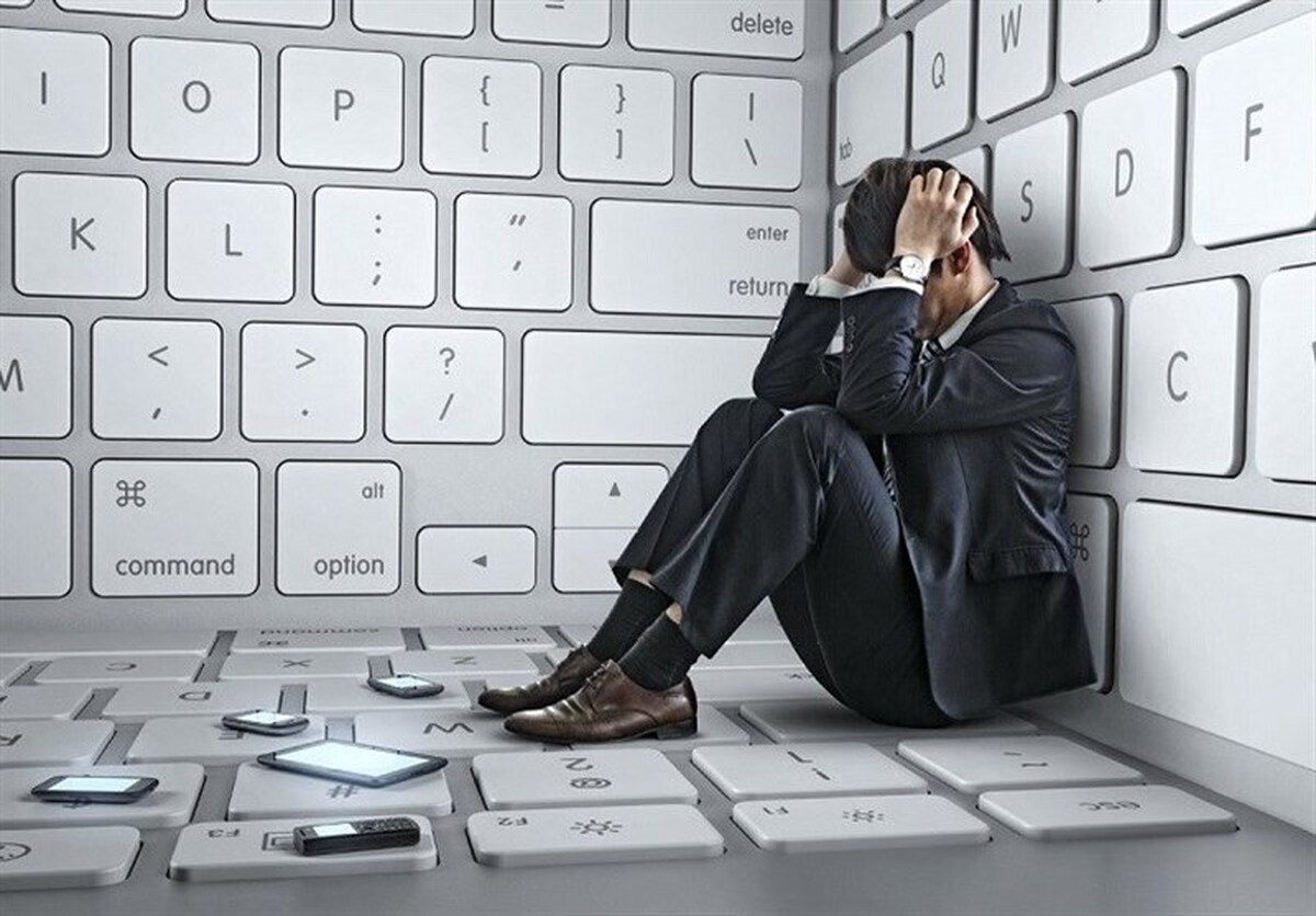 تاثیرات و مجازات کامنت‌های منفی در فضای مجازی