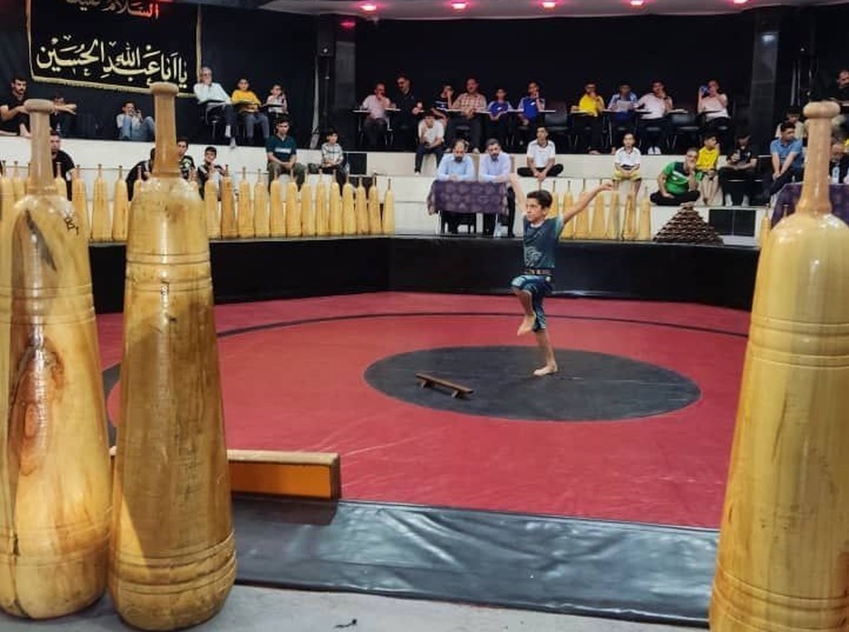 برگزاری رقابت‌های میانداری انفرادی ورزش زورخانه‌ای و هنر مرشدی در قم