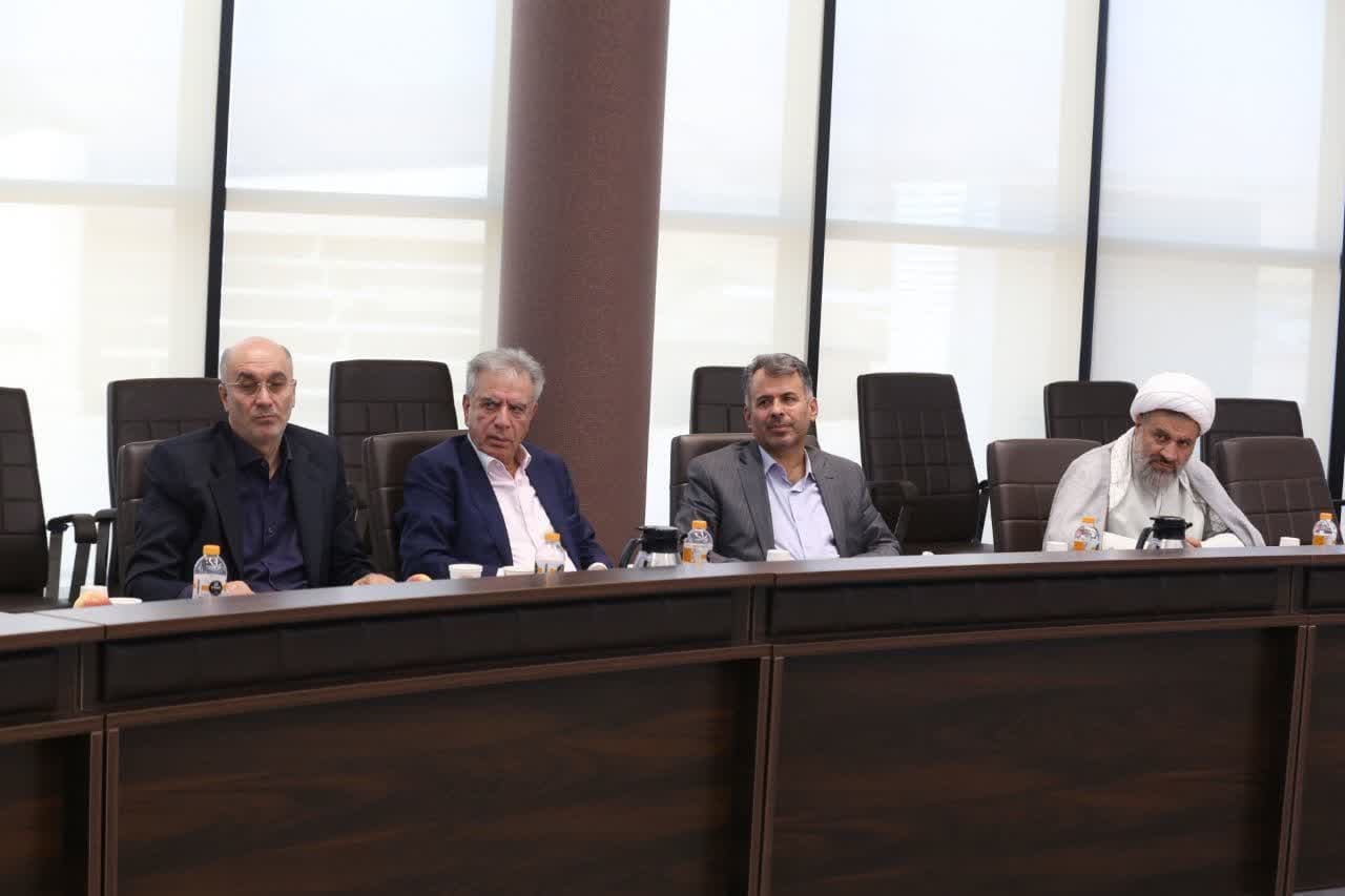 نوذری: به همفکری نخبگان و صاحب نظران برای توسعه استان قزوین نیازمندیم