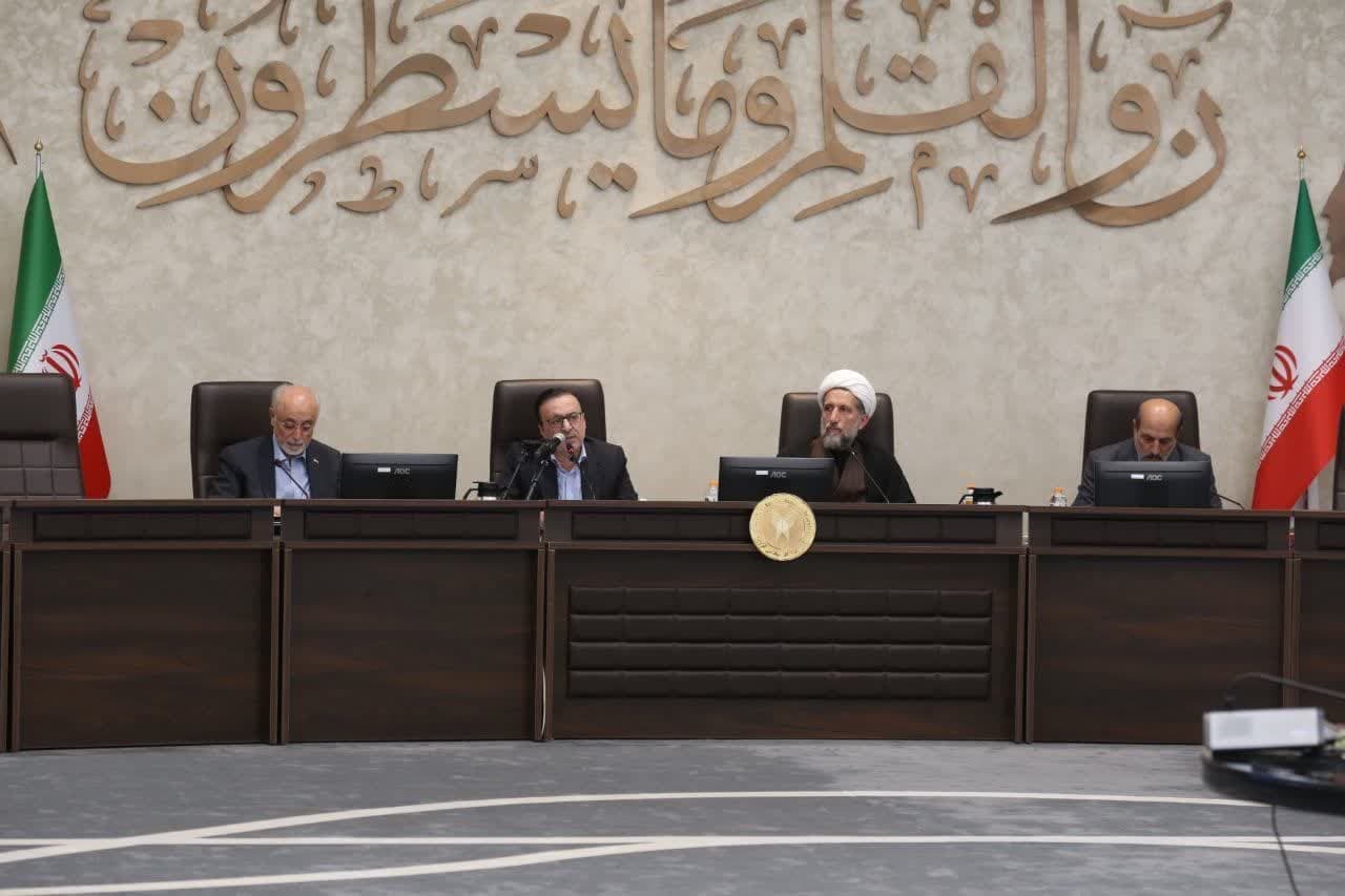 نوذری: به همفکری نخبگان و صاحب نظران برای توسعه استان قزوین نیازمندیم