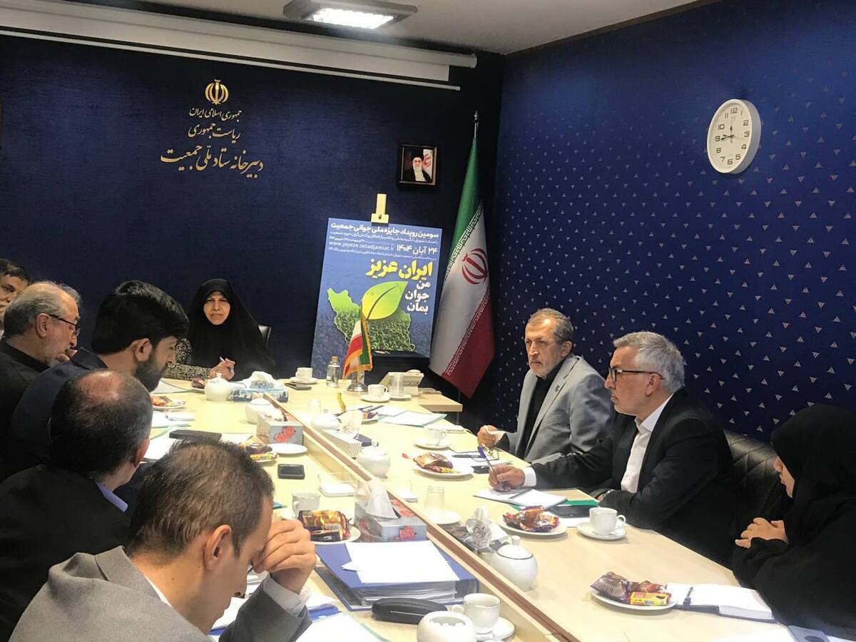 مسئله جمعیت با دستور و بخشنامه پیش نمی‌رود