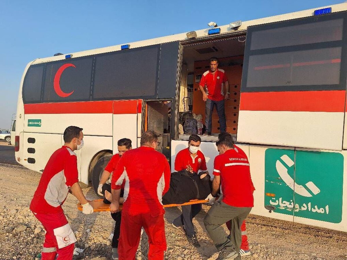 مصدومیت ۴۳ زائر ایرانی در واژگونی اتوبوس در خاک عراق