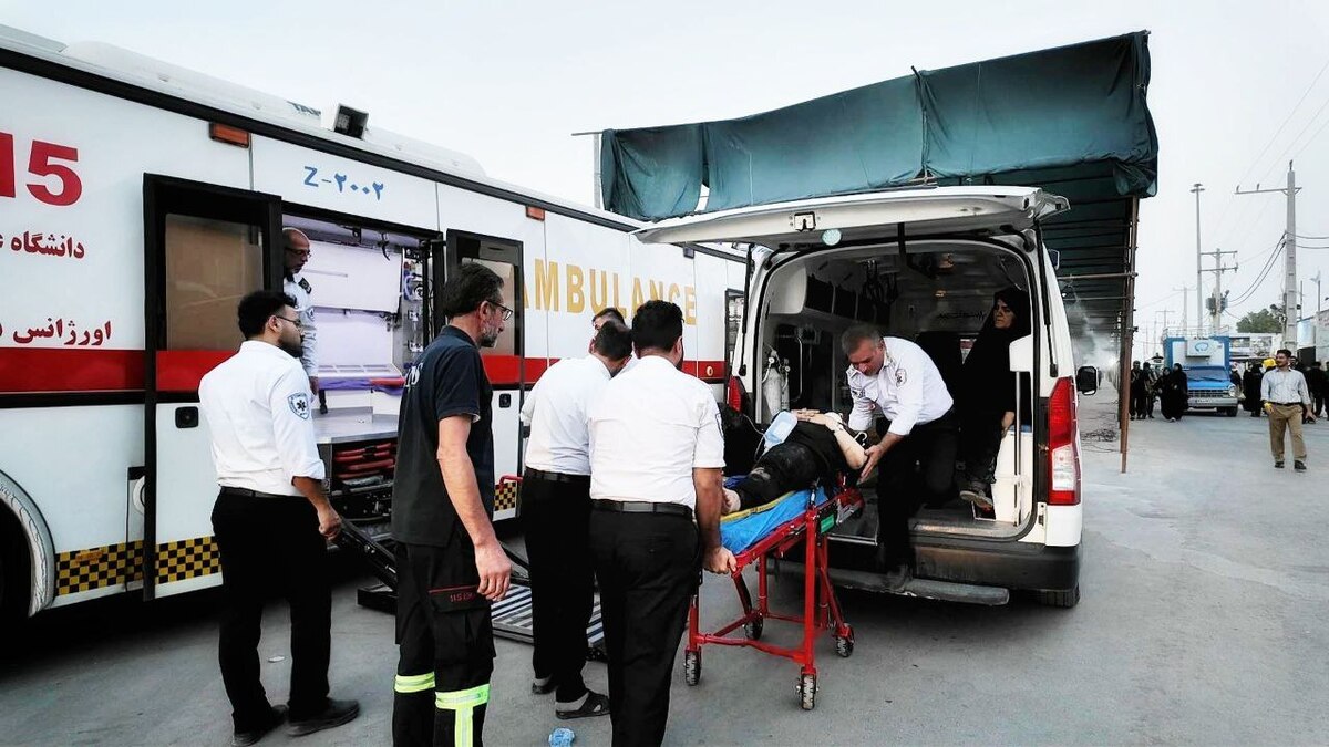 انتقال ۴۰ زائر ایرانی حادثه‌دیده در واژگونی اتوبوس در خاک عراق به ایران