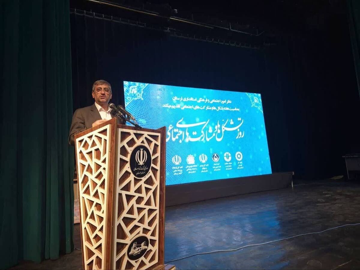 استاندار لرستان: جوانان و بانوان باید محور سمن ها و تشکل‌های اجتماعی باشند