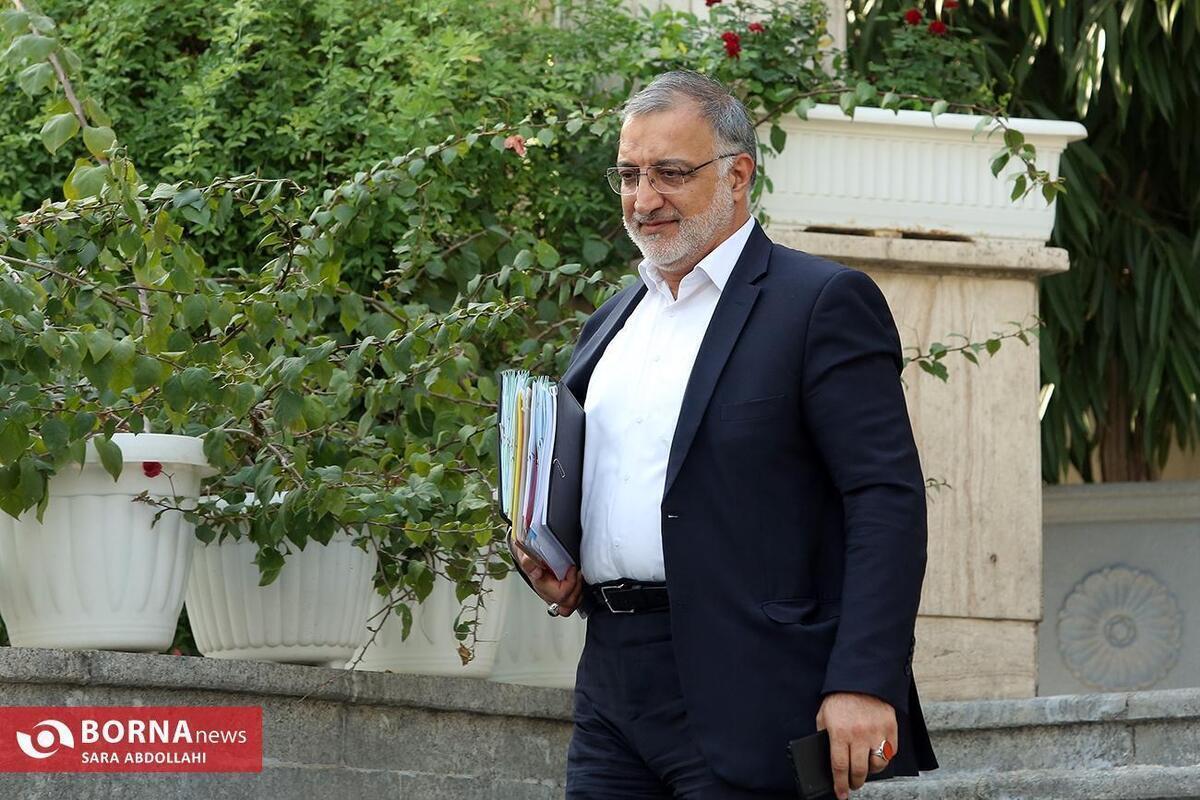 توضیحات زاکانی در مورد روند بازسازی ساختمان های آسیب دیده